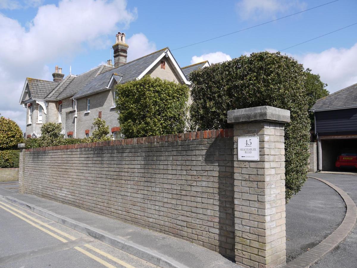 Hotel Cranborne House Poole Exterior foto